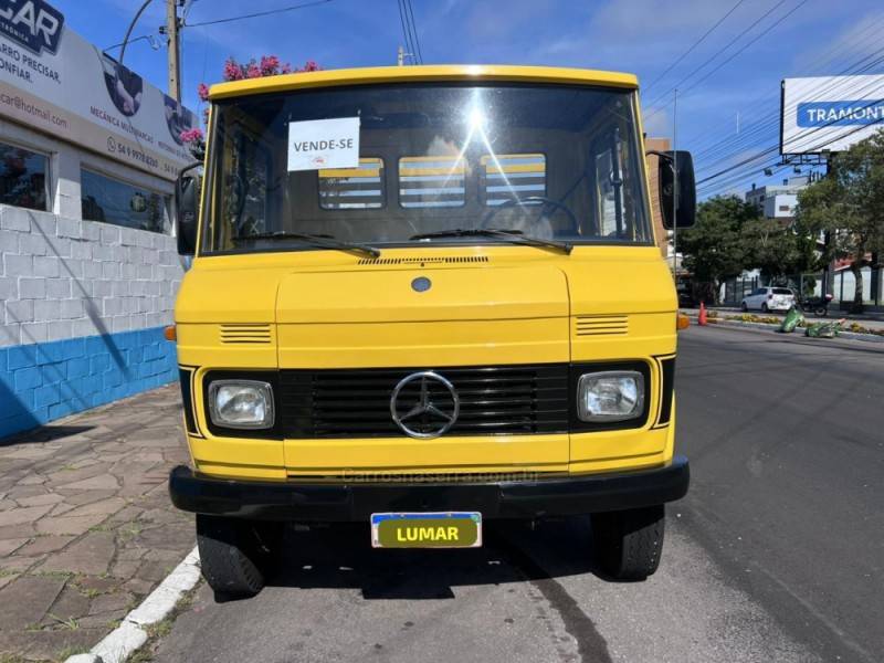 MERCEDES-BENZ - 608 - 1981/1981 - Amarela - Sob Consulta