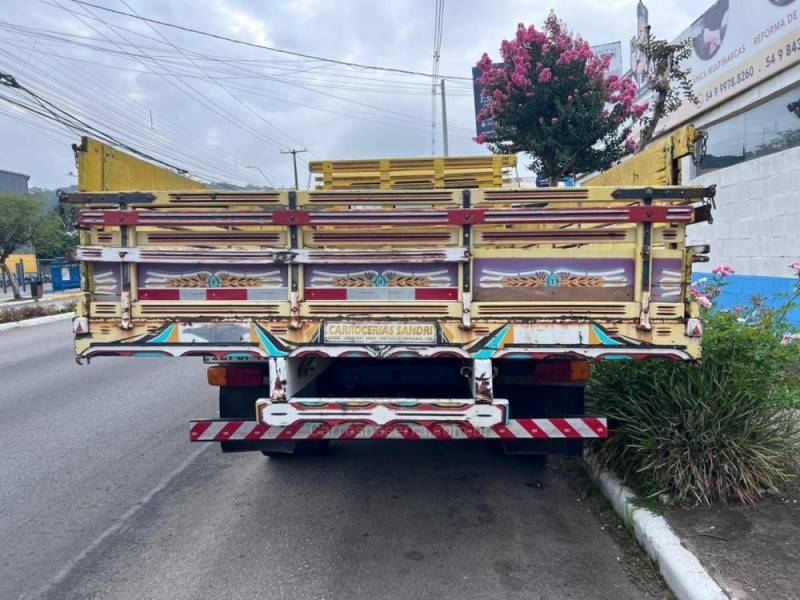 MERCEDES-BENZ - 608 - 1981/1981 - Amarela - Sob Consulta