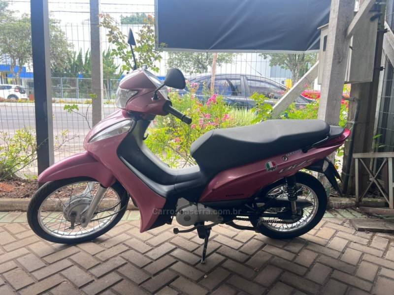 HONDA - BIZ 125 - 2014/2014 - Rosa - Sob Consulta