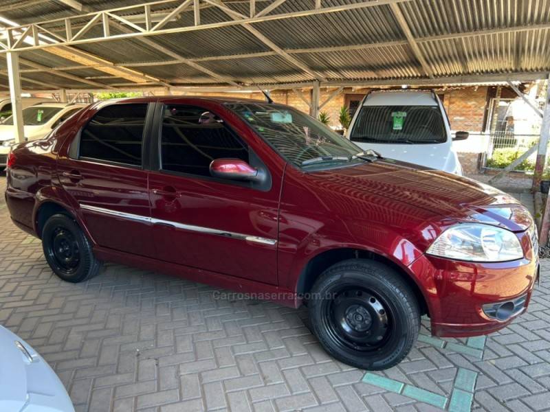 FIAT - SIENA - 2010/2011 - Vermelha - Sob Consulta