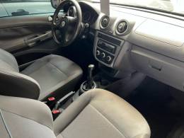 VOLKSWAGEN - SAVEIRO - 2011/2012 - Branca - Sob Consulta