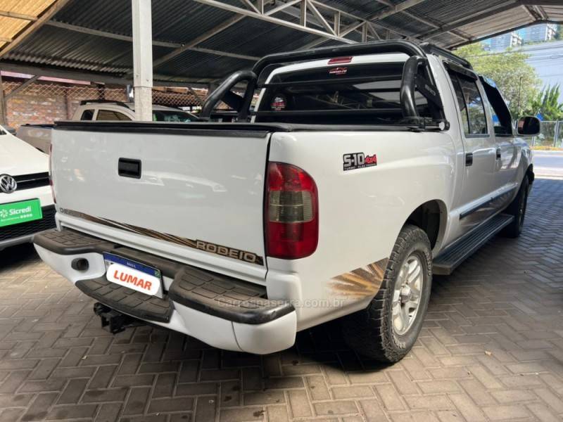 CHEVROLET - S10 - 2001/2002 - Branca - Sob Consulta
