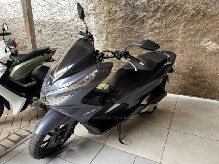 HONDA - PCX - 2020/2020 - Cinza - Sob Consulta