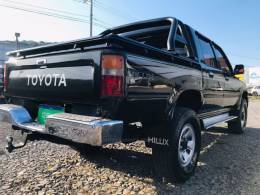 TOYOTA - HILUX - 2000/2000 - Preta - Sob Consulta